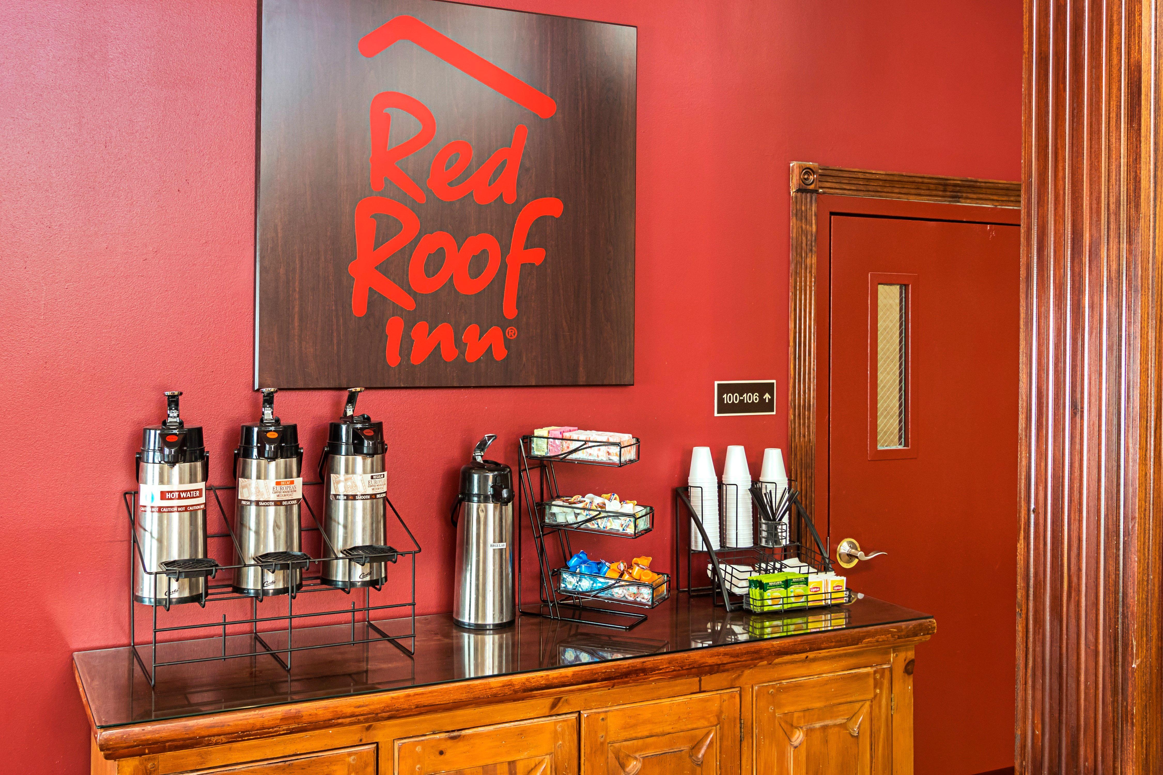 Red Roof Inn & Suites Lake Orion / Auburn Hills Exterior foto